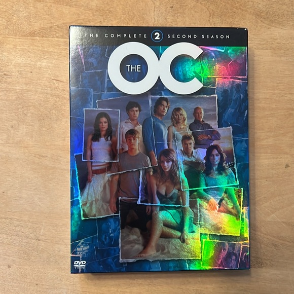 The OC Complete Boxsets on DVD seasons 1-4, tv show 2000s - Picture 4 of 6